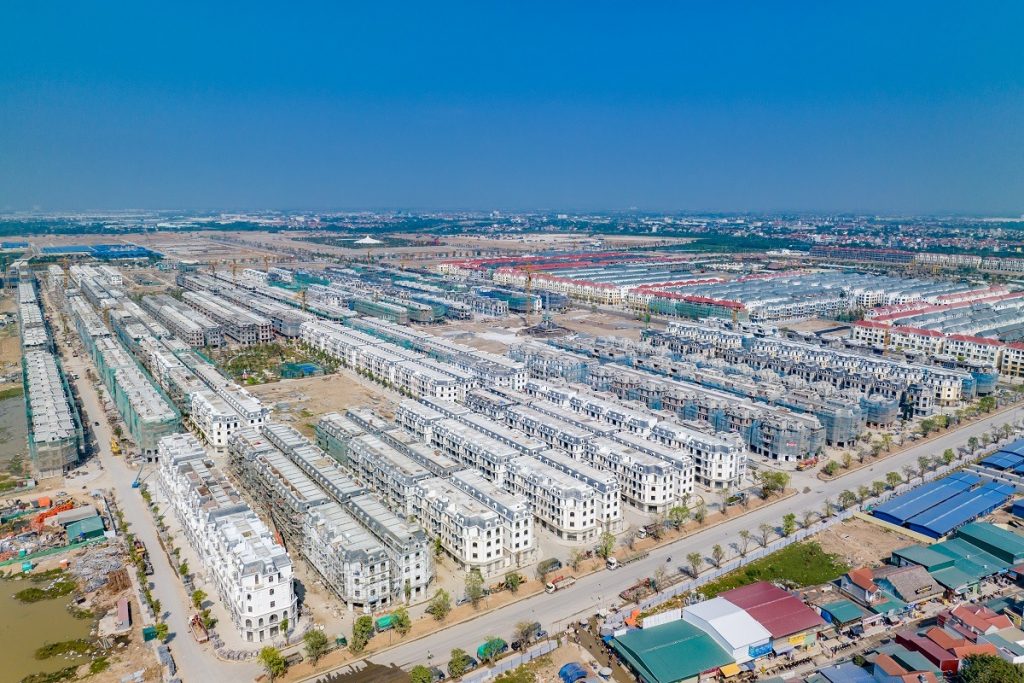 Các đại đô thị biển Vinhomes ở phía Đông Hà Nội luôn là tâm điểm của thị trường bất động sản.